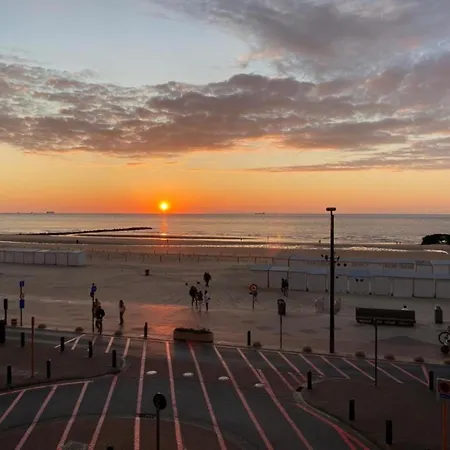 Apartmán Near With Terrace *