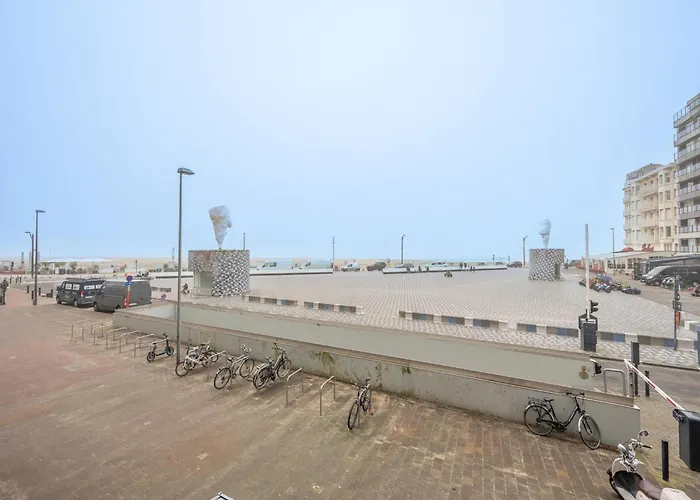 Near With Terrace 克诺克－海斯特